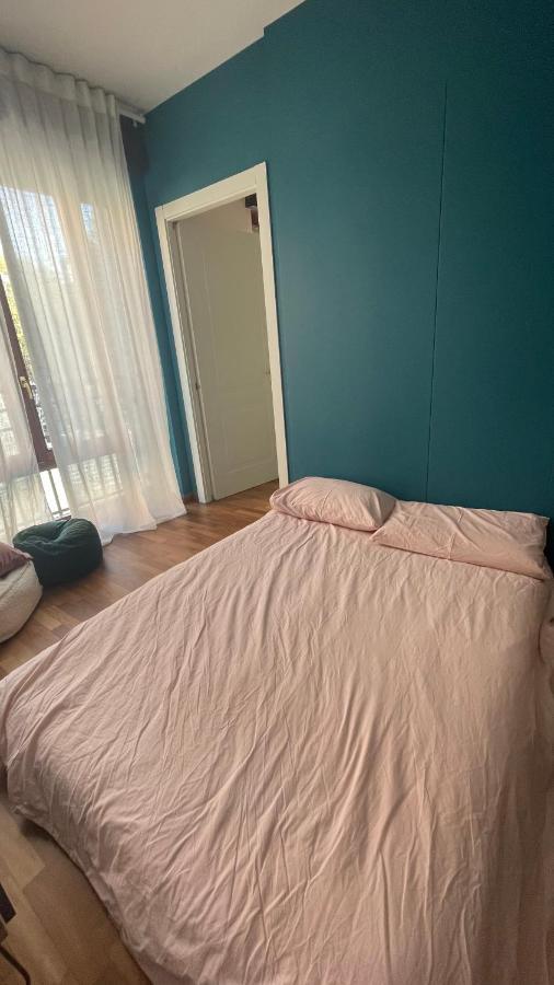 Bocconi 1 Bdr With Style Apartment Милано Екстериор снимка